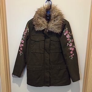 Embroidered Floral Green Jacket with Faux Fur Collar